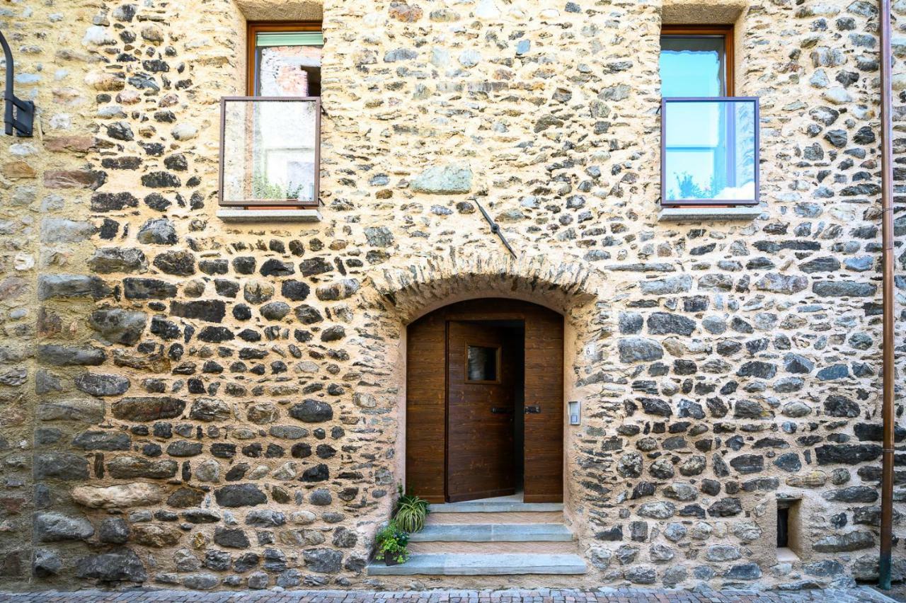 Old Town Apartments Tirano Dış mekan fotoğraf